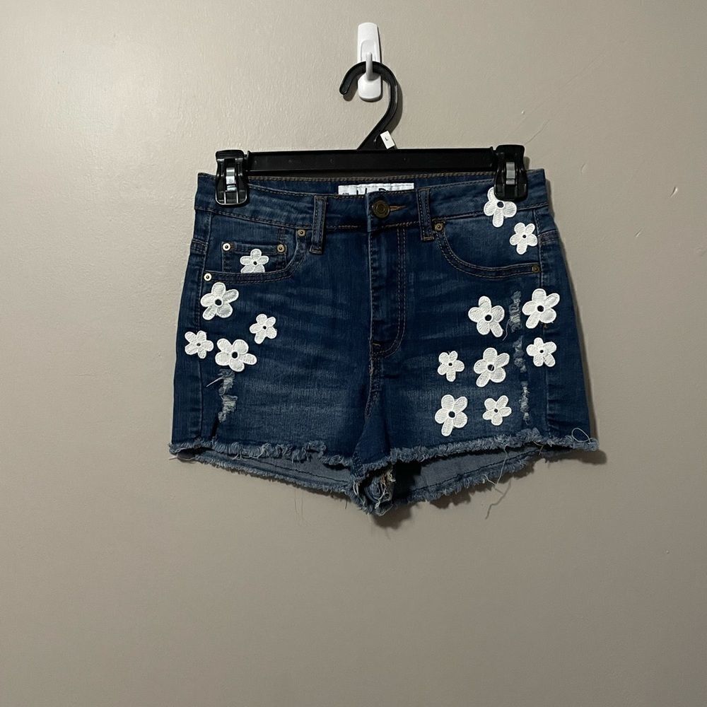 Indigo Rein shorts size 3